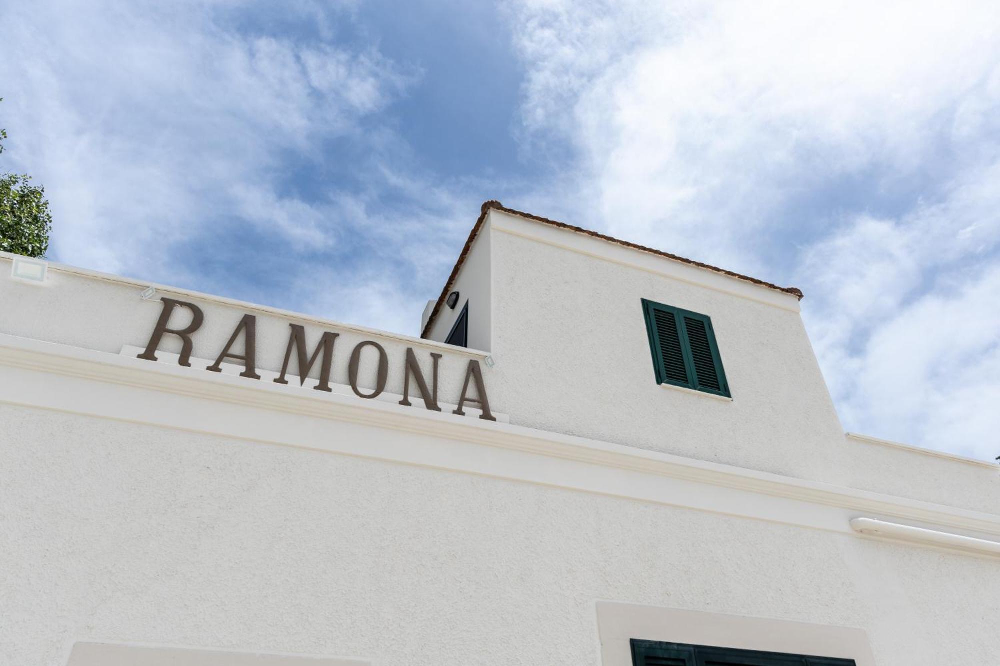 Villa Ramona Noicattaro Exteriör bild