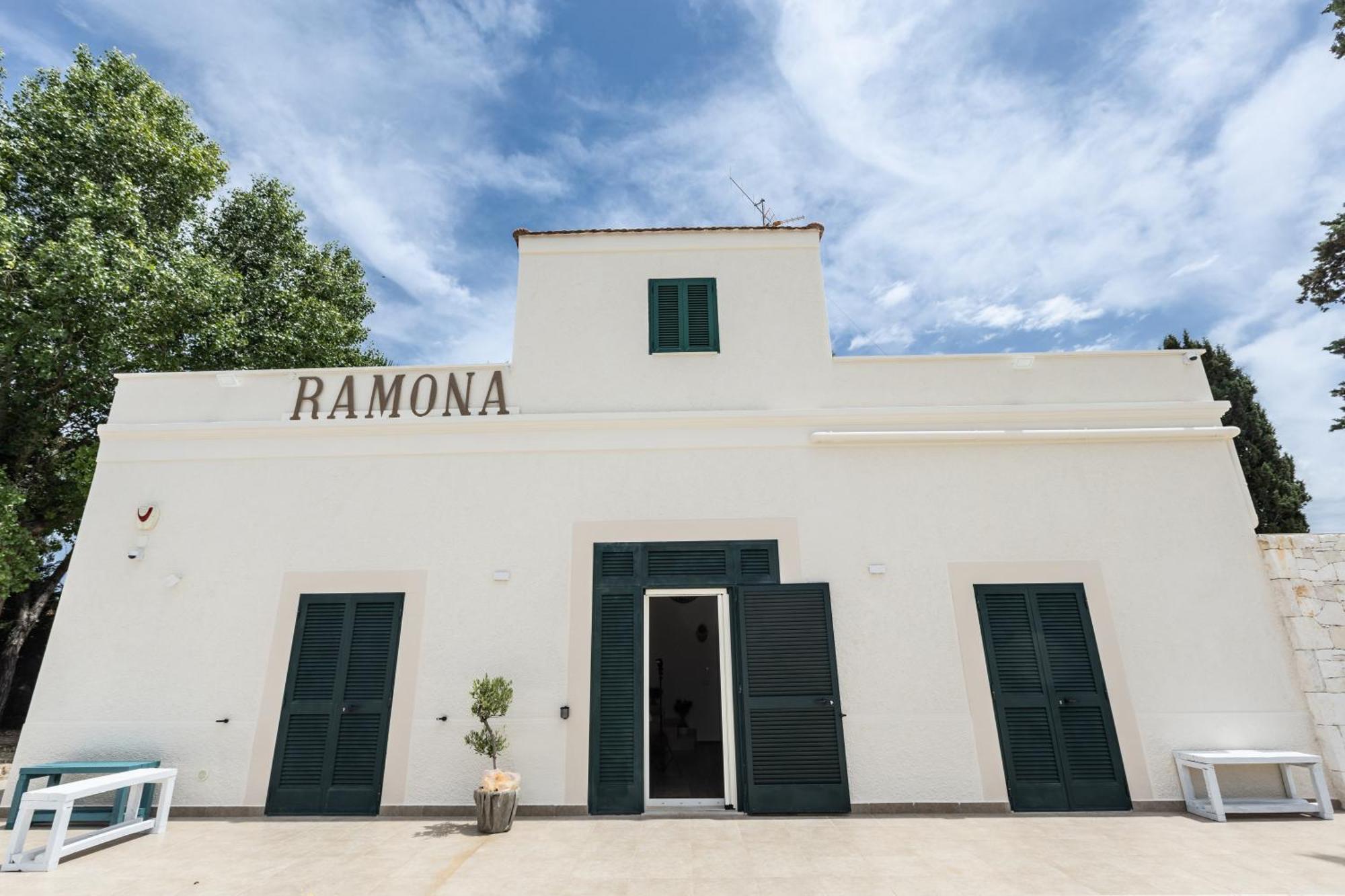 Villa Ramona Noicattaro Exteriör bild